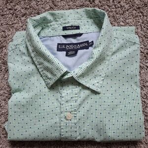 U.S. Polo Assn. Light Green Button-Down Shirt with Navy Dot Pattern 2XL